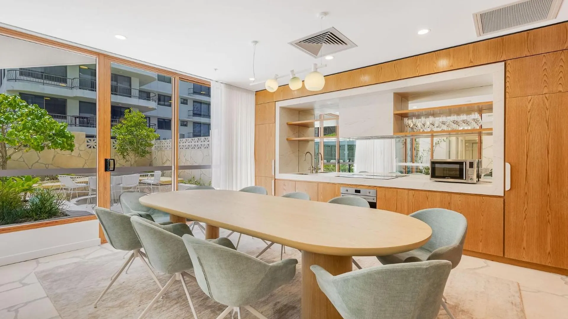 Sol Apartments Unit 602 Gold Coast Australia