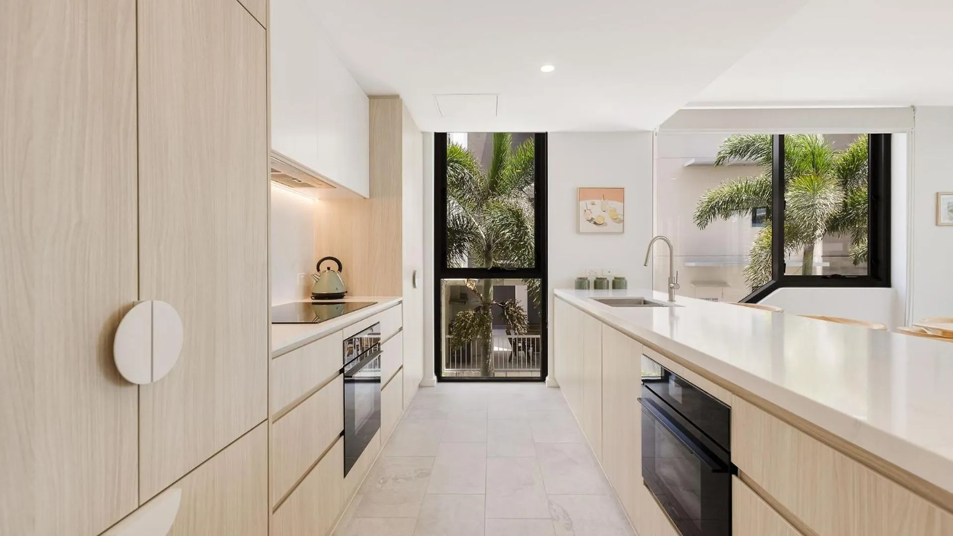 Sol Apartments Unit 602 Gold Coast